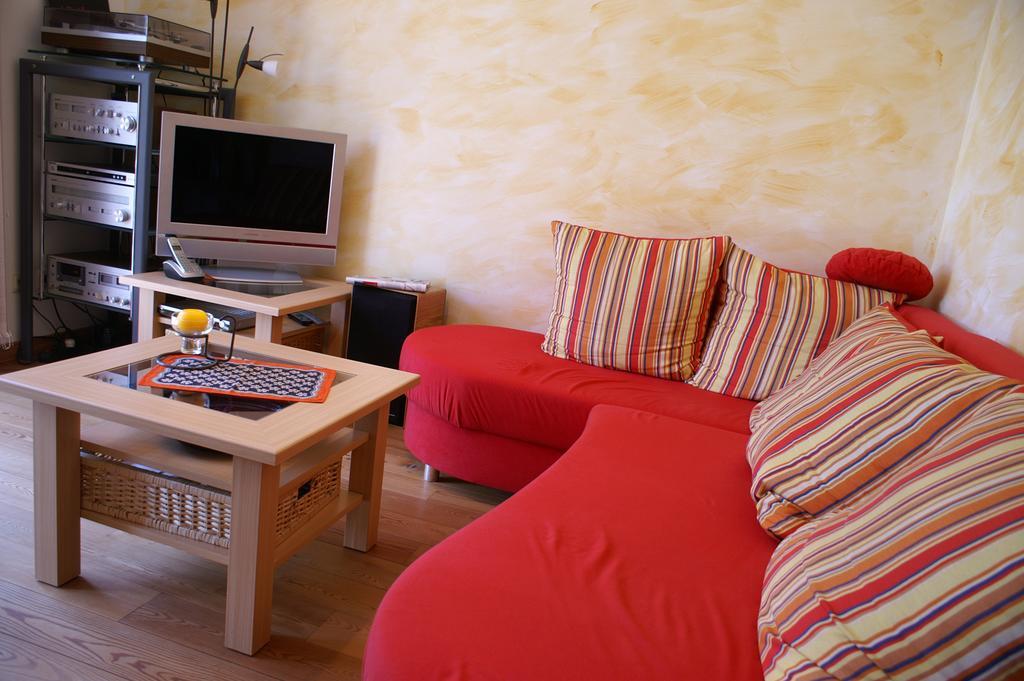 Emkendorf - An Den Teichen Apartment Bagian luar foto